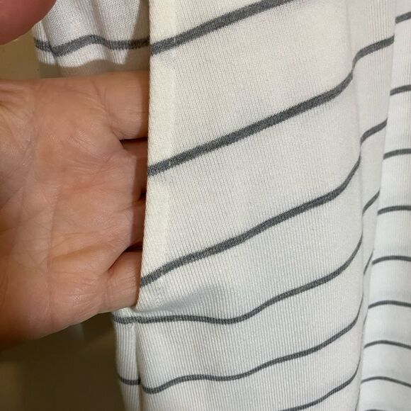 Lou and Grey, tank top, pockets, gray/white stripe, excellent condition, medium - Picture 2 of 3